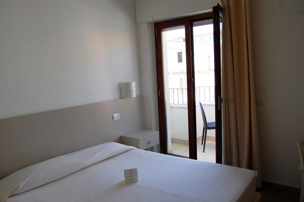 Hotel Nettuno كالا غونوني المظهر الخارجي الصورة